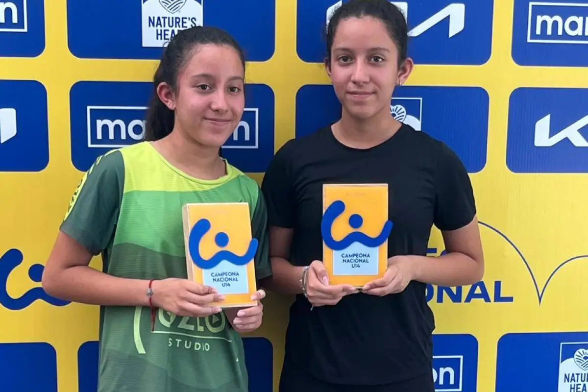 Las manabitas María Victoria y María Eduarda Berrezueta Martínez campeonas nacionales en pádel