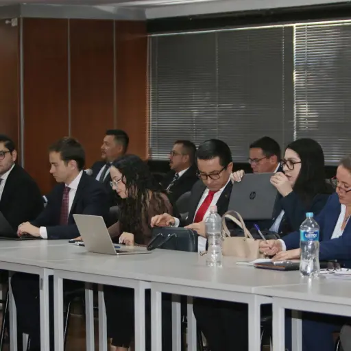 Exministro Antonio Gonçalves y 13 procesados apelan medidas cautelares por peculado en caso Apagón