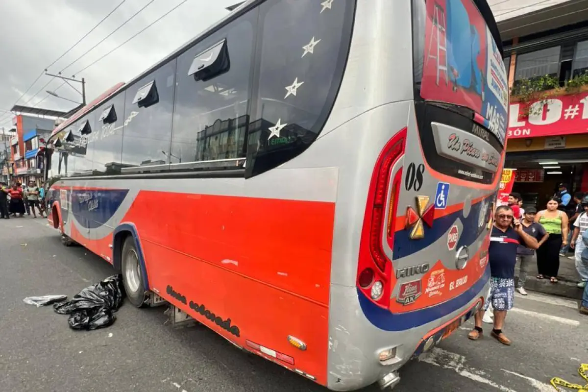Una motociclista perdió la vida en segundos así ocurrió el fatal accidente en Santo Domingo