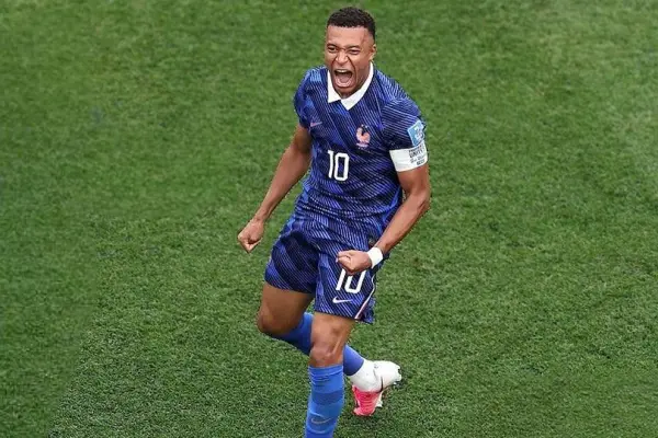Polémica mundial tras mensajes racistas contra Kylian Mbappé ,X: @KMbappe