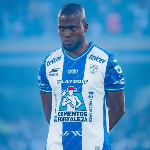Enner Valencia deja el Club Pachuca tras rescindir su contrato de mutuo acuerdo