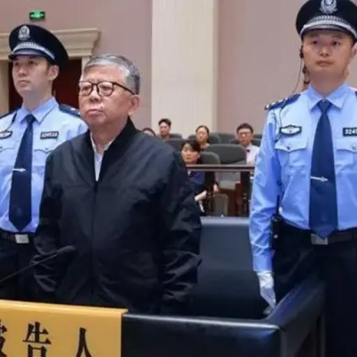 Exfuncionario de China condenado a muerte por recibir cerca de 320 millones de dólares en sobornos