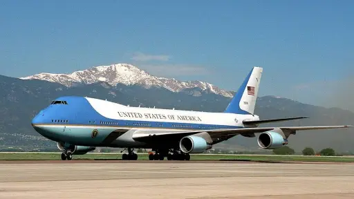 ¿Qué pasará con el retirado Air Force One? El inesperado y sorprendente futuro del avión presidencial más famoso del mundo