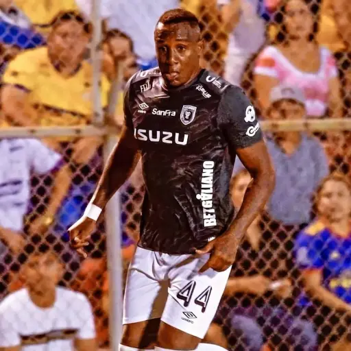 El atacante Kevin Mina se incorpora a Liga de Portoviejo tras su paso por el fútbol boliviano y Leones FC