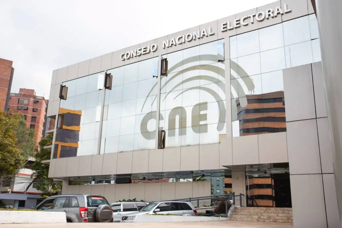 El Consejo Nacional Electoral (CNE) recordó que el plazo vigente corresponde únicamente a la inscripción de alianzas y no permite elegir nuevos precandidatos mediante procesos de democracia interna., Web
