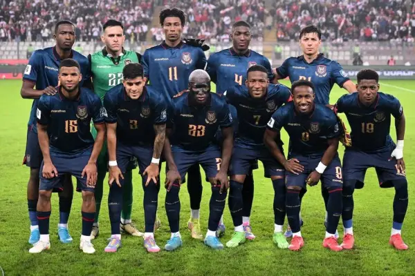 La Federación Ecuatoriana de Fútbol anunció que ya inició la búsqueda del nuevo entrenador de la Tri y presentó un reclamo formal ante la FIFA por los incidentes ocurridos en el partido frente a México. ,Web