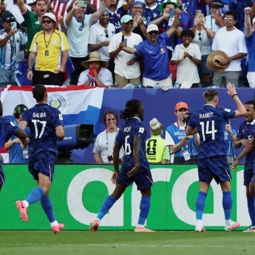Paraguay rozó la hazaña ante Francia en el Mundial,  pero Mbappé apareció para eliminarlos en el minuto 70