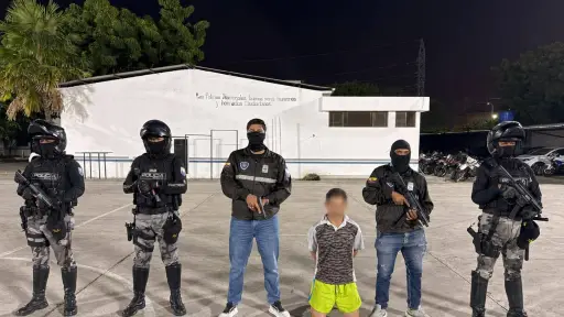 Buscaba llegar al Concejo de Manta y fue detenido con droga en Manta