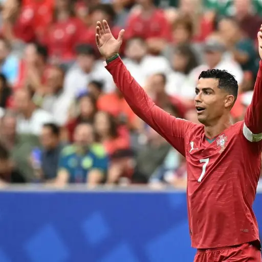 Cristiano Ronaldo se sinceró: “Este es mi último Mundial” y reza por no despedirse este lunes ante España  
