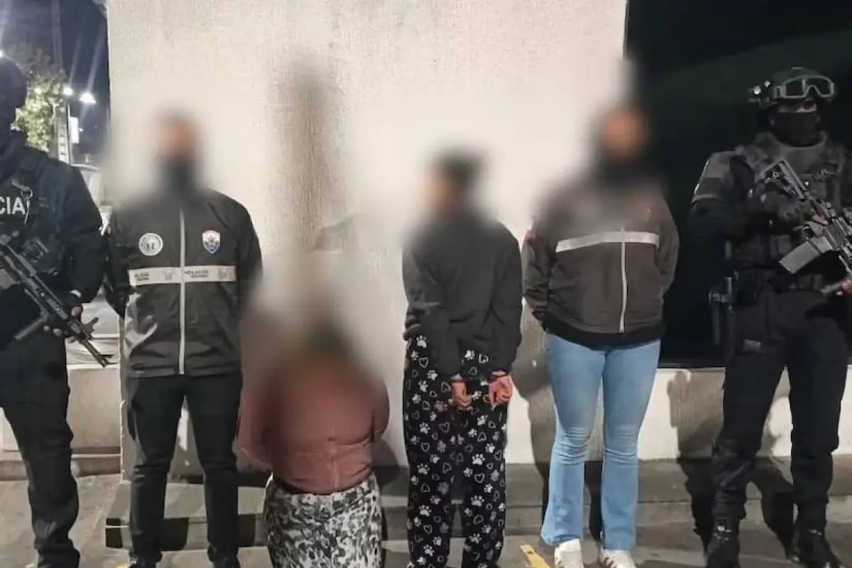 Las dos mujeres detenidas por la Unase fueron puestas a órdenes de las autoridades de justicia por el delito de secuestro., Foto: Policía Nacional