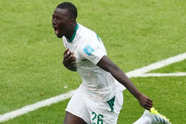 Pape Gueye anuncia su retiro temporal de la selección de Senegal por diferencias con el entrenador