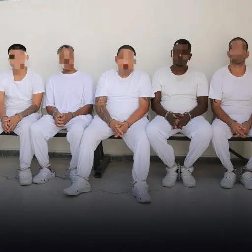 Llaman a juicio a cinco ecuatorianos detenidos por tráfico de drogas en El Salvador