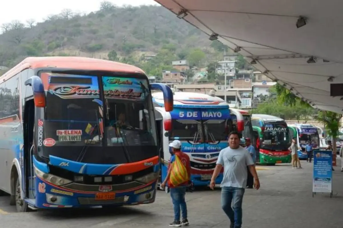 En la Terminal Terrestre de Portoviejo las actividades se desarrollan con normalidad este 3 de julio., Foto: El Diario