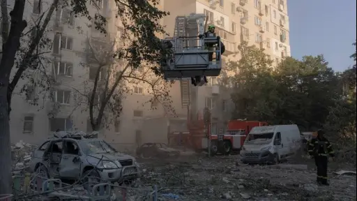 Ataque masivo de Rusia contra la capital ucraniana dejó un saldo de 25 fallecidos y 85 heridos