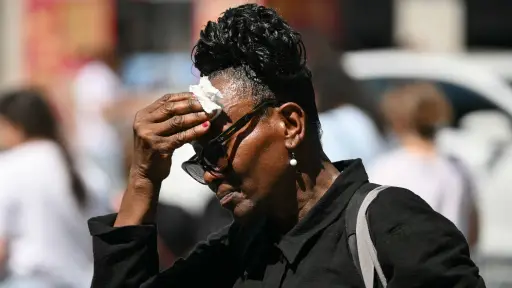 Sofocante ola de calor sigue golpeando la costa este de Estados Unidos