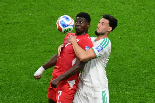 Suiza derrota a Argelia y avanza a octavos de final del Mundial 2026 con una sólida actuación