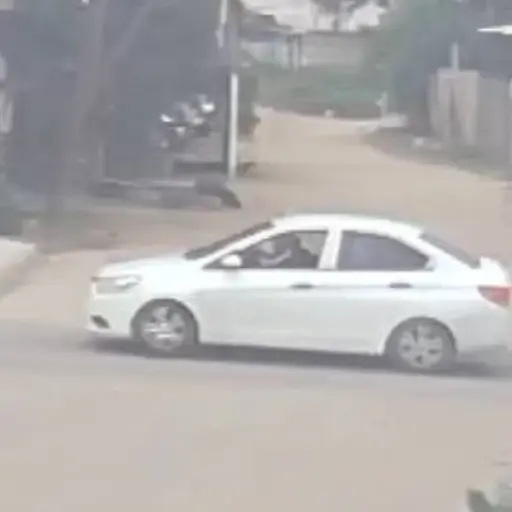 ¡Delincuentes en un auto blanco! Moradores del barrio Los Gavilanes en Manta denuncian varios asaltos 
