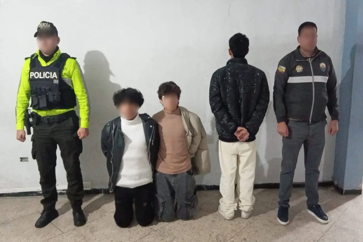Dos adultos y un menor de edad fueron detenidos durante el operativo., Cortesía
