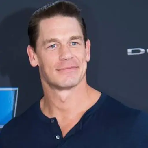 John Cena se rapa por completo para continuar su trasplante capilar: “Me fui con todo”