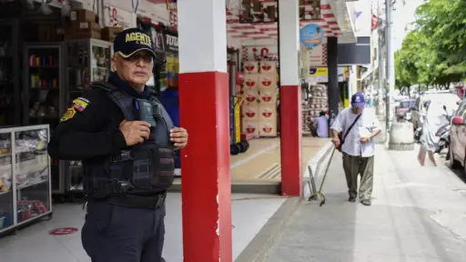 22 locales sancionados por mal uso del espacio público en Portoviejo