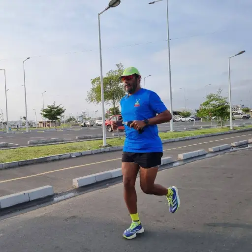A los 51 años Alí Jaramillo corre su segunda maratón celebrando que logró salvarse a sí mismo