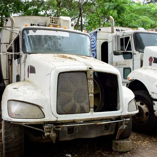Municipio de Portoviejo retiró 12 vehículos y prepara la chatarrización de otras 11 unidades 