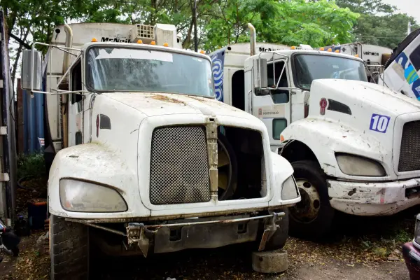 Estos carros recolectores están en la lista para ser chatarrizados. ,El Diario