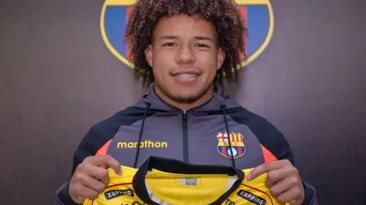 Barcelona SC oficializa la incorporación del delantero Erick Mendoza por tres temporadas