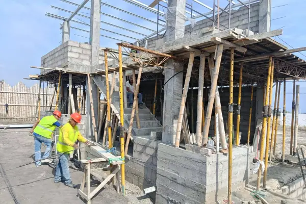 Expertos proponen la creación de una Dirección de Control de Construcciones en el Municipio de Manta, que trabaje junto al personal municipal existente. ,El Diario