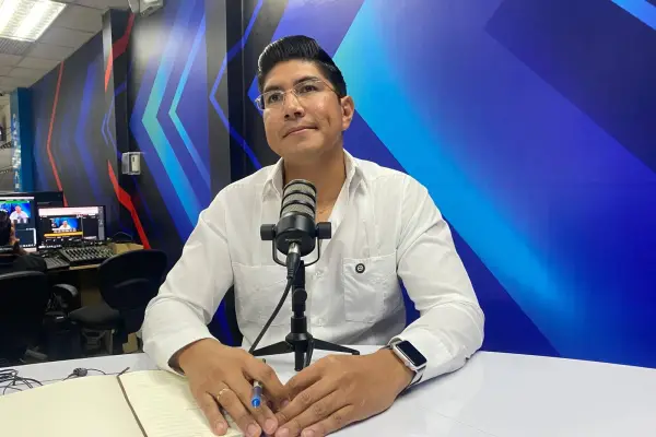 El concejal de Portoviejo y precandidato a la alcaldía, Juan José Peña, en una entrevista con Manavisión Plus ,Manavisión Plus