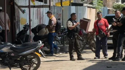 Violencia en Manta: Un hombre resultó herido de bala durante un ataque armado a un taller de motos