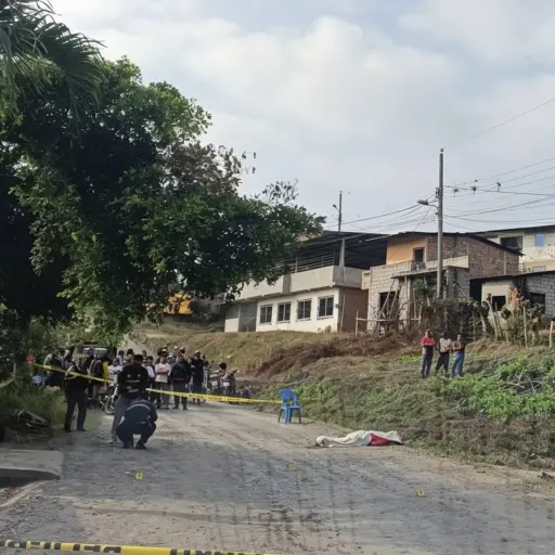 Lo asesinan después de dejar a su hijo en la escuela en 24 de Mayo