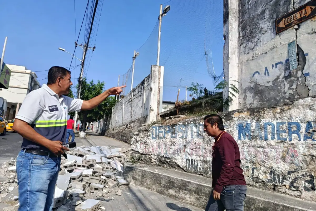 Parte del tramo del cerramiento de Funteman que colapsó. , El Diario