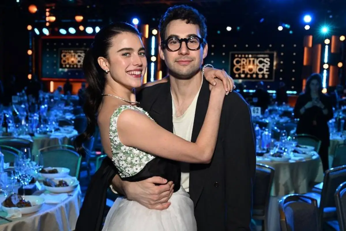 Margaret Qualley y Jack Antonoff pusieron fin a su matrimonio, según confirmó la revista People, tras casi tres años de casados., Web 