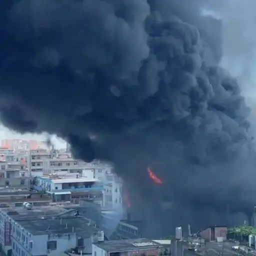 Incendio en una fábrica de calzado en China deja “graves pérdidas humanas”