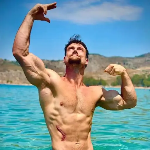 El influencer Connor Murphy muere ahogado en un lago tras huir de la Policía
