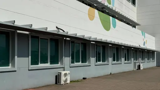 Hospital de Especialidades Portoviejo recupera progresivamente la climatización en áreas críticas
