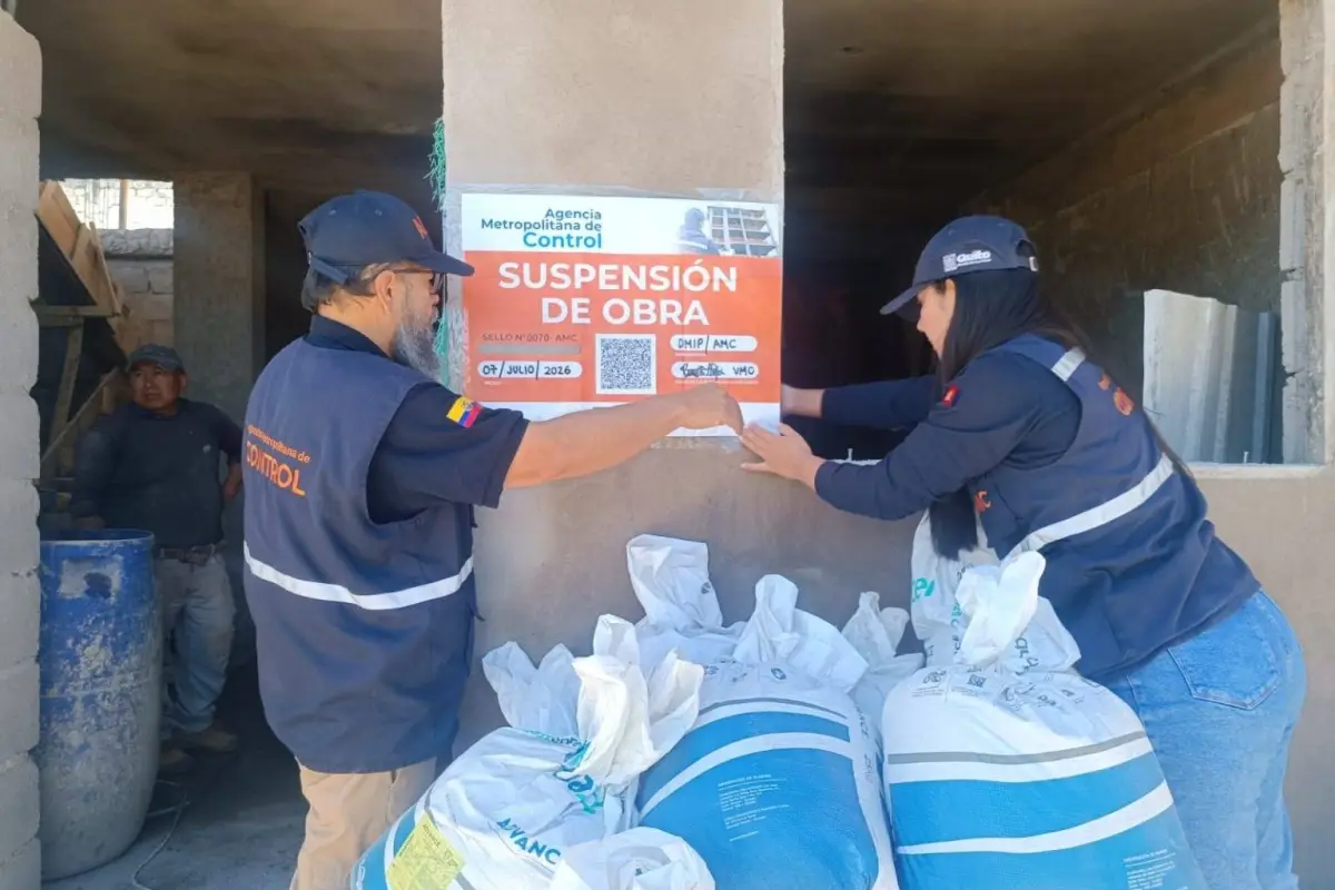 Una de las inspecciones., Cortesía