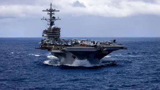 Estados Unidos afirma que Irán no controla el estrecho de Ormuz