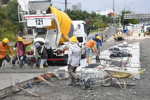 Guayaquil activa el primer tramo del paso elevado de la avenida del Bombero ,Municipio de Guayaquil