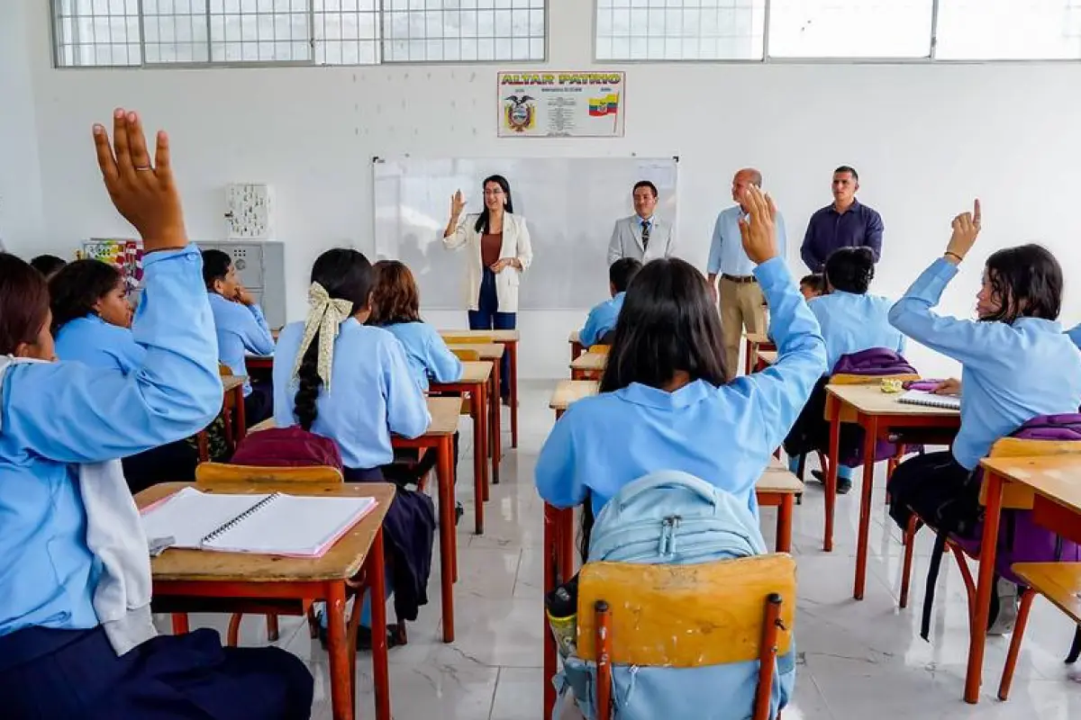 Clases en Ecuador fenómeno El Niño