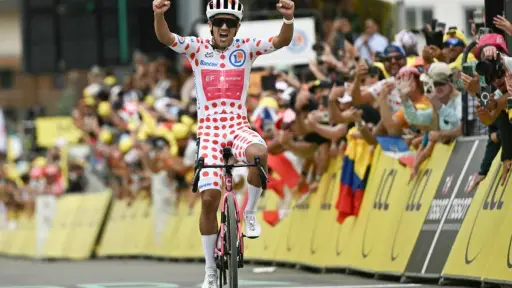¡Orgullo sudamericano! El histórico hito que logró Richard Carapaz en el Tour de Francia y que hace celebrar a Ecuador 