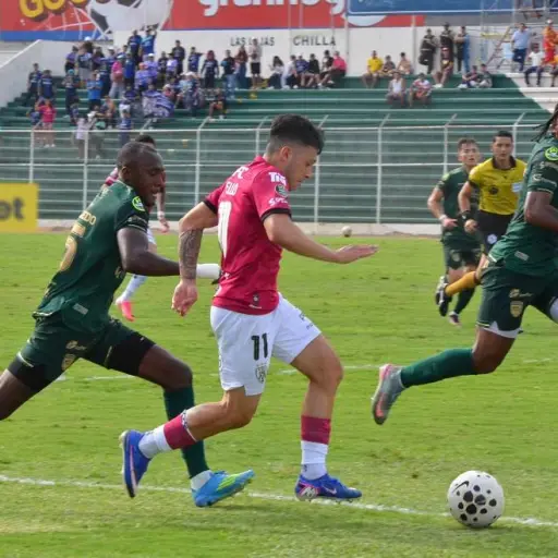 Independiente del Valle sumó 55 puntos en la tabla tras un disputado triunfo frente a Orense en el estadio 9 de Mayo