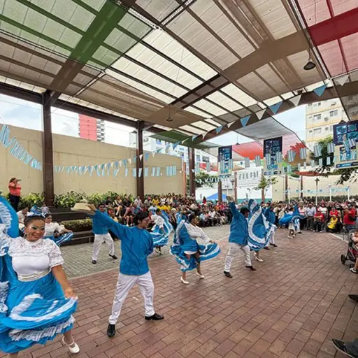 Museos, arte y actividades gratuitas impulsaron una nueva edición de Ruta Centro en el corazón de Guayaquil