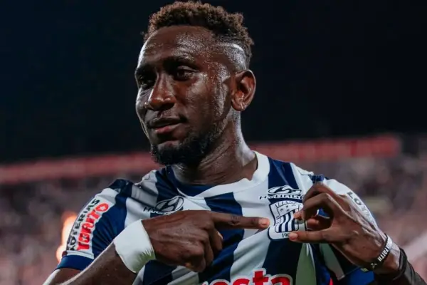 El ecuatoriano Eryc Castillo lleva cuatro goles con Alianza Lima en dos partidos