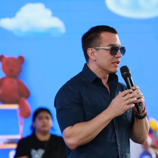 Daniel Noboa anuncia reducción del 30% en muertes violentas en Guayaquil