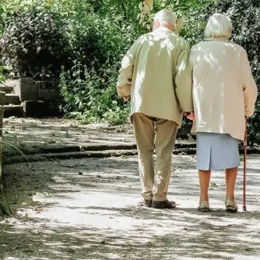 Salud: Vivimos más años, pero cada vez pasamos más tiempo enfermos