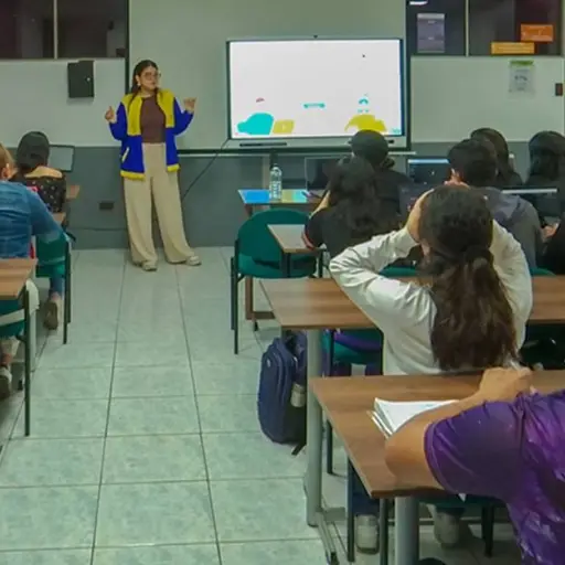 Guayaquil invierte cerca de USD 11 millones en educación y formación durante 2025 y 2026