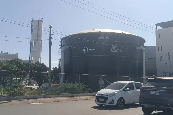 Barrios de la zona alta de Manta insisten en alternativas para mejorar la distribución de agua potable