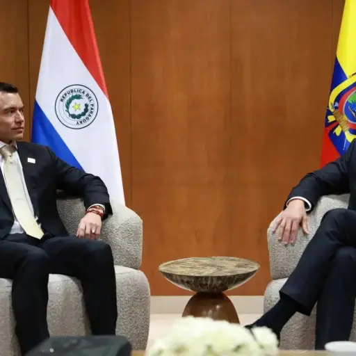 Daniel Noboa recibe a Santiago Peña con siete acuerdos sobre seguridad
